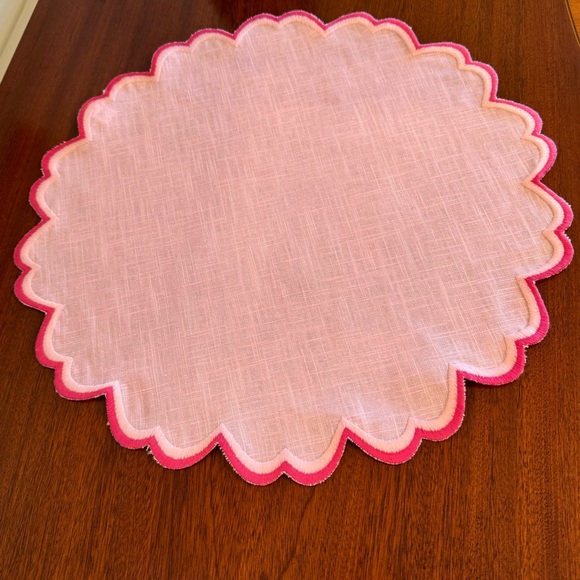 NEW Society Social Hma Decor Peony Pink Linen Placemats- Set of 4 - Picture 11 of 15